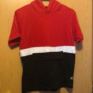 South Pole size medium 10/12 boys hooded Tshirt with front pocket